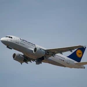 Flights to Europe, cheap flights to Europe